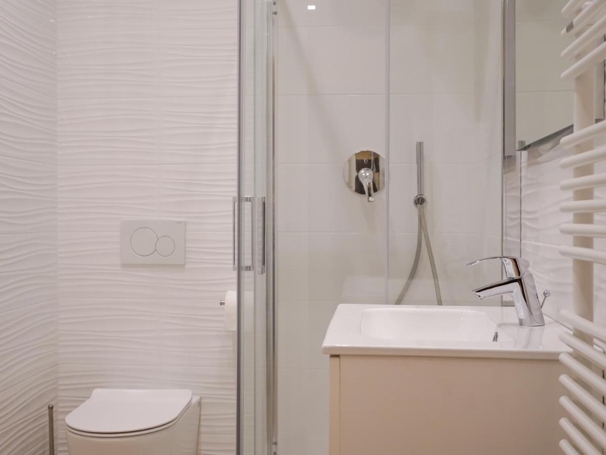Adria Luxury Residence - Centro 트리에스테 외부 사진